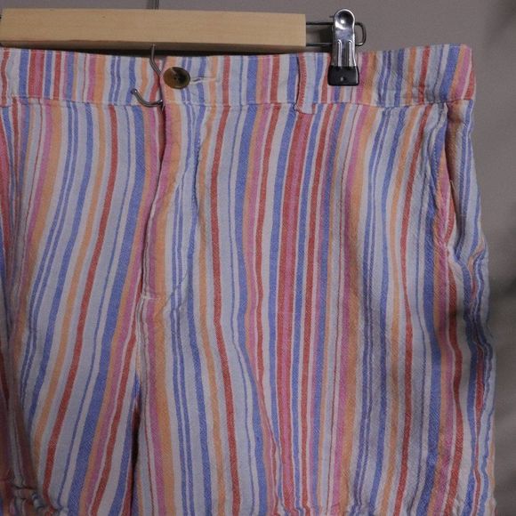 Old Navy High Rise Everyday Shorts Linen - Picture 3 of 9